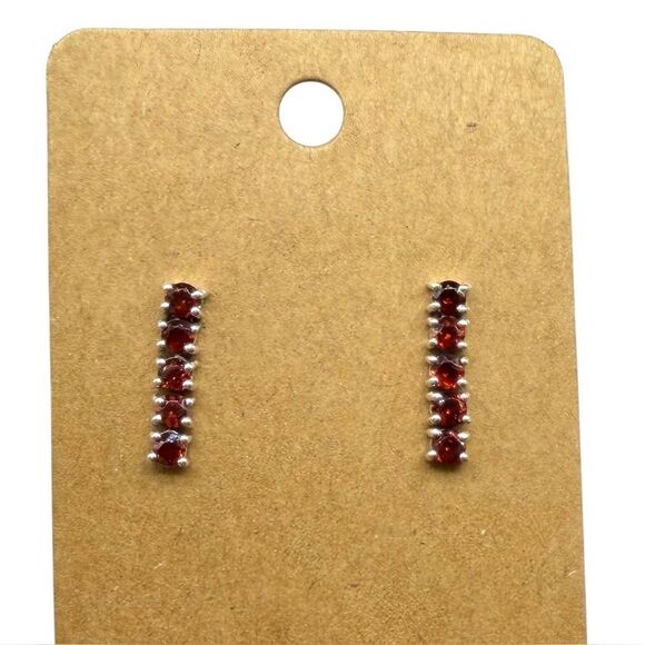 unbranded Jewelry - Garnet Earrings Solid 925 Sterling Silver Stud Post Back Multi Stone